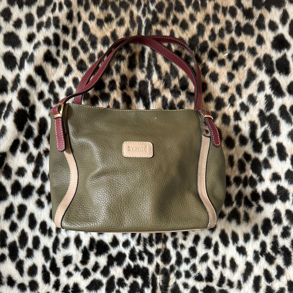 Arandu leather Olive and Burgundy Shoulder Bag